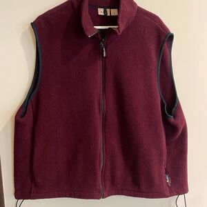 Woolrich Men's Maroon Fleece Vest with Contrast Trim